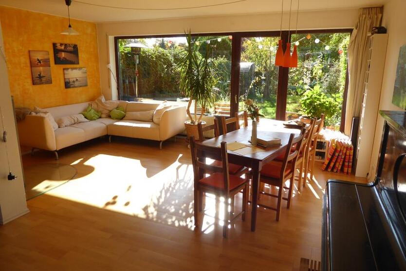Zimmer in altersgemischter Haus WG - Lövenich - 12 qm oder 15 qm