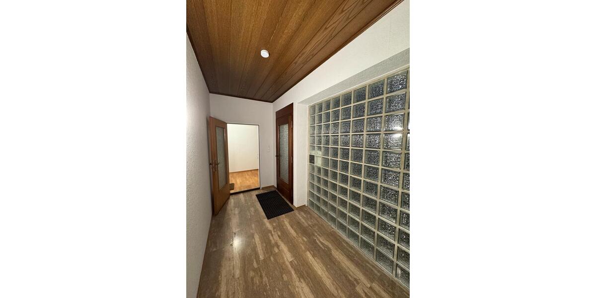 Etagenwohnung Ganderkesee - 2 Zimmer, 72 m&sup2;, 900&euro; | Angebot:26279060