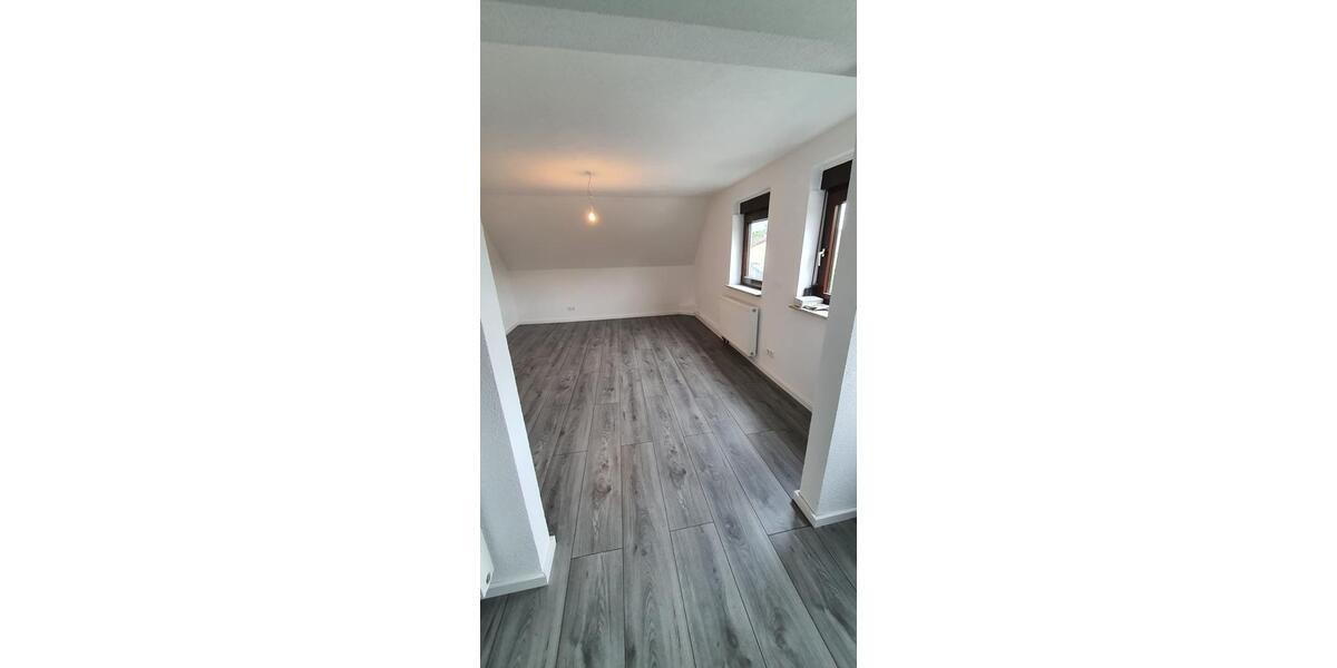 Etagenwohnung Bad Friedrichshall - 4 Zimmer, 85 m&sup2;, 1.040&euro; | Angebot:26705305