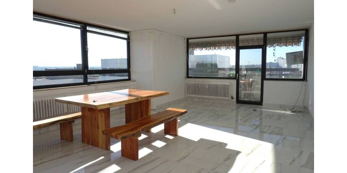 Etagenwohnung Nürnberg Tullnau - 3 Zimmer, 108 m&sup2;, 1.200&euro; | Angebot:26320378