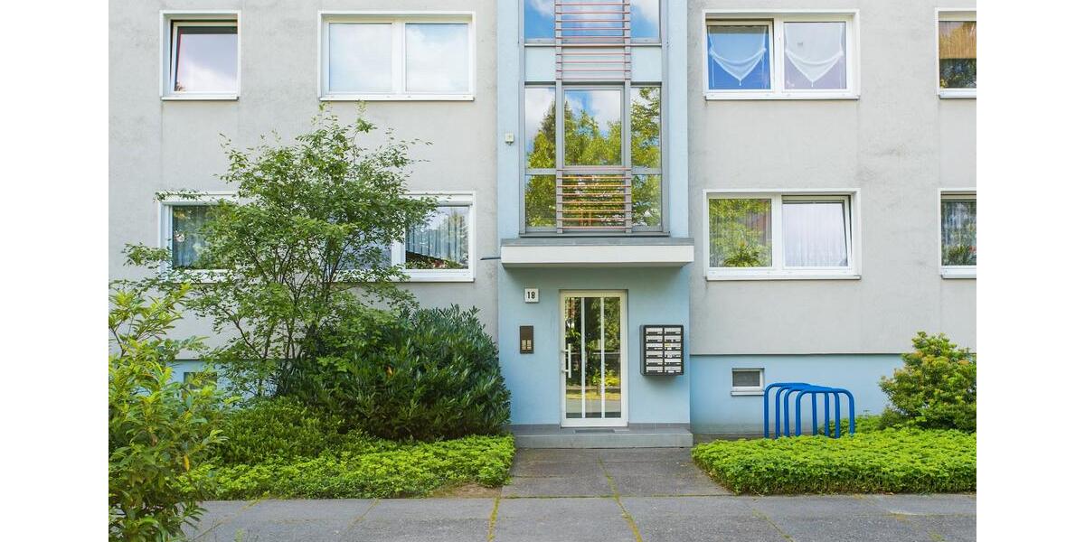 Wir begrüßen Sie in Ihrer neuen Wohnung mit wunderschöner Aussicht und super Nachbarschaft! 4 zimmer