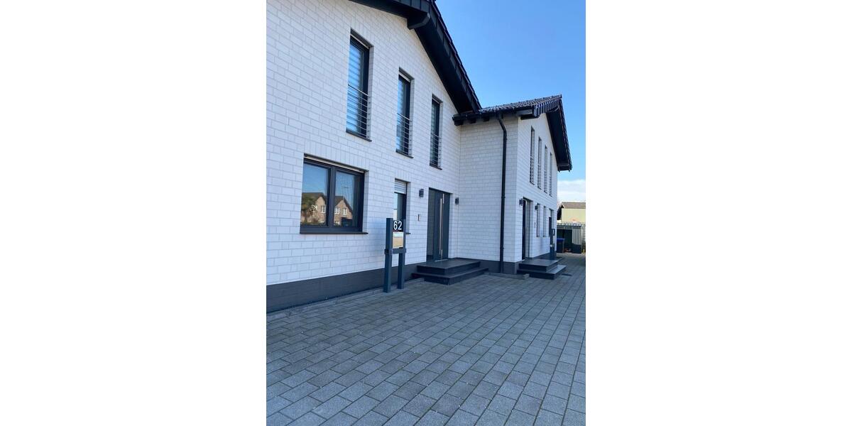 Doppelhaushälfte Heinsberg - 5 Zimmer, 152 m&sup2;, 1.600&euro; | Angebot:24461811