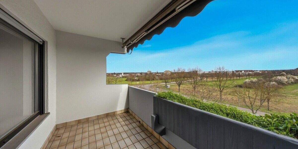 Etagenwohnung Karlsruhe / Neureut Neureut - 3 Zimmer, 97 m&sup2;, 1.260&euro; | Angebot:25802570