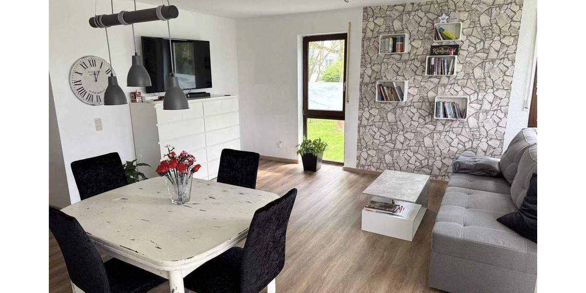 Etagenwohnung Kaufungen Niederkaufungen - 3 Zimmer, 89 m&sup2;, 890&euro; | Angebot:26657247