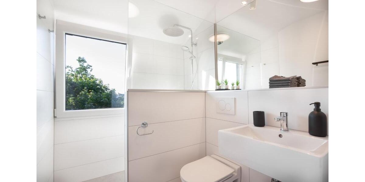 Wohnen auf Zeit Düsseldorf Stadtbezirk 6 - 3 Zimmer, 90 m&sup2;, 1.800&euro; | Angebot:25883863