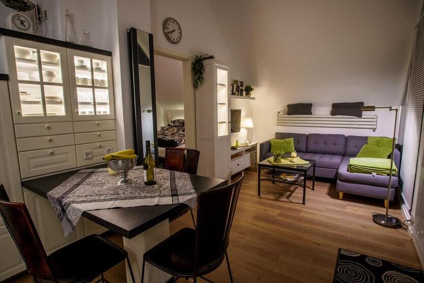 Apartment Wohnung FerienWohnung auf Zeit möbliert 1-2 Personen