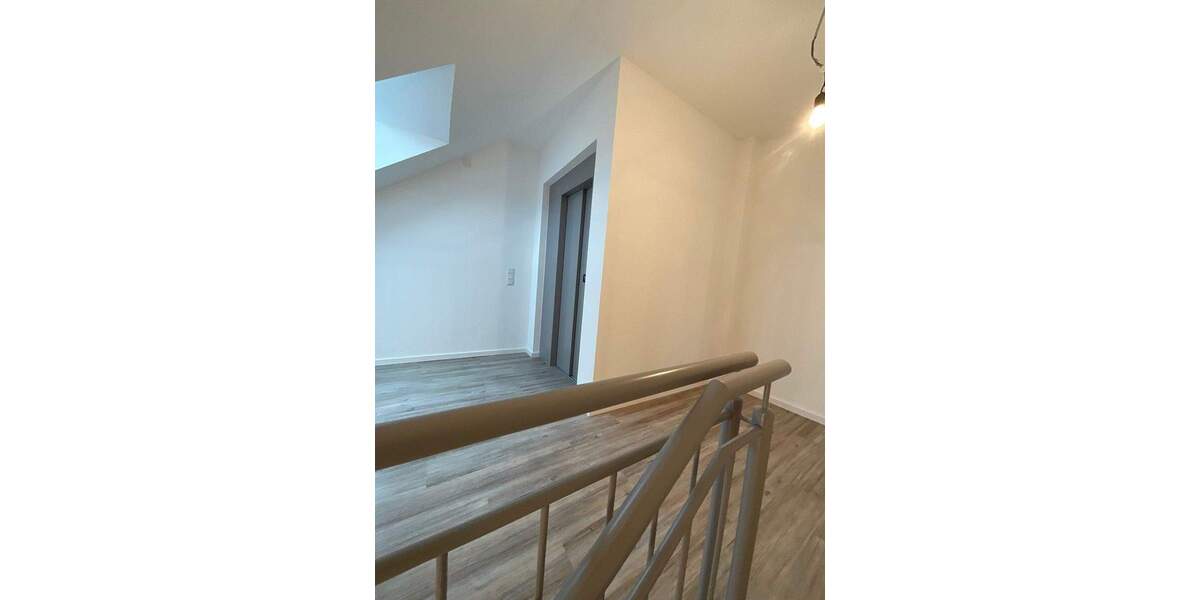 Etagenwohnung Großenlüder - 2 Zimmer, 66 m&sup2;, 750&euro; | Angebot:26156481