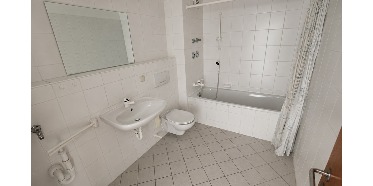 Wohnqualität mit Bestlage in Untermhaus direkt am Küchengarten! 2-Raum mit Balkon, EBK und Aufzug! - Etagenwohnung Gera Untermhaus | Angebot:26994120