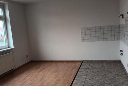 Wohnung Tangerhütte - 3 Zimmer, 76 m&sup2;, 410&euro; | Angebot:22908624