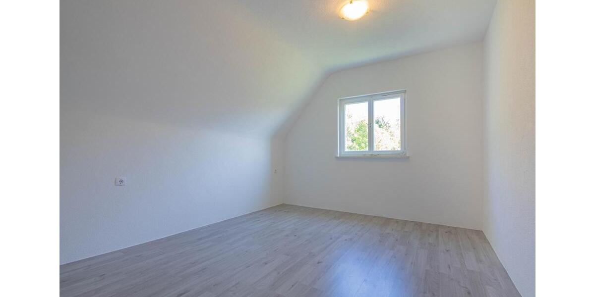 Doppelhaushälfte Küssaberg - 4.5 Zimmer, 84 m&sup2;, 1.190&euro; | Angebot:26636042