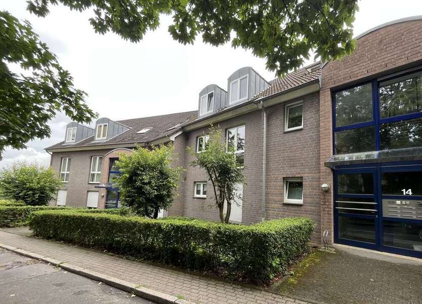 Wohnung zum Mieten in Wermelskirchen 425 € 46.96 m²