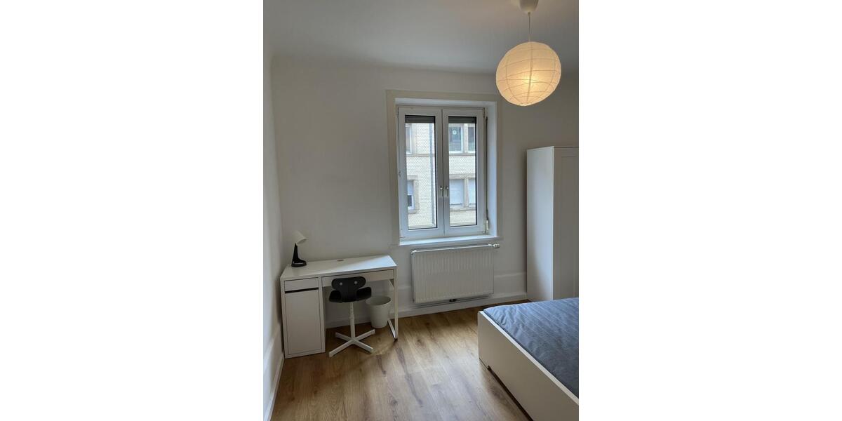 Möbliertes WG Zimmer 1 zimmer