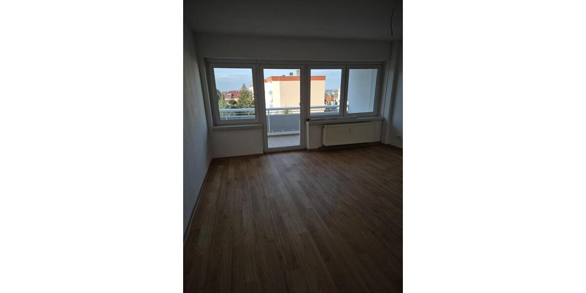 Etagenwohnung Großenhain - 3 Zimmer, 67 m&sup2;, 434&euro; | Angebot:24877913