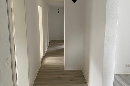 Wohnung Tuttlingen - 5 Zimmer, 101 m&sup2;, 990&euro; | Angebot:25182485