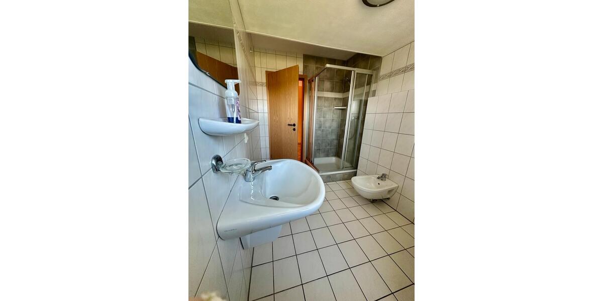 Dachgeschoßwohnung Schleiden - 1 Zimmer, 60 m&sup2;, 450&euro; | Angebot:26268805