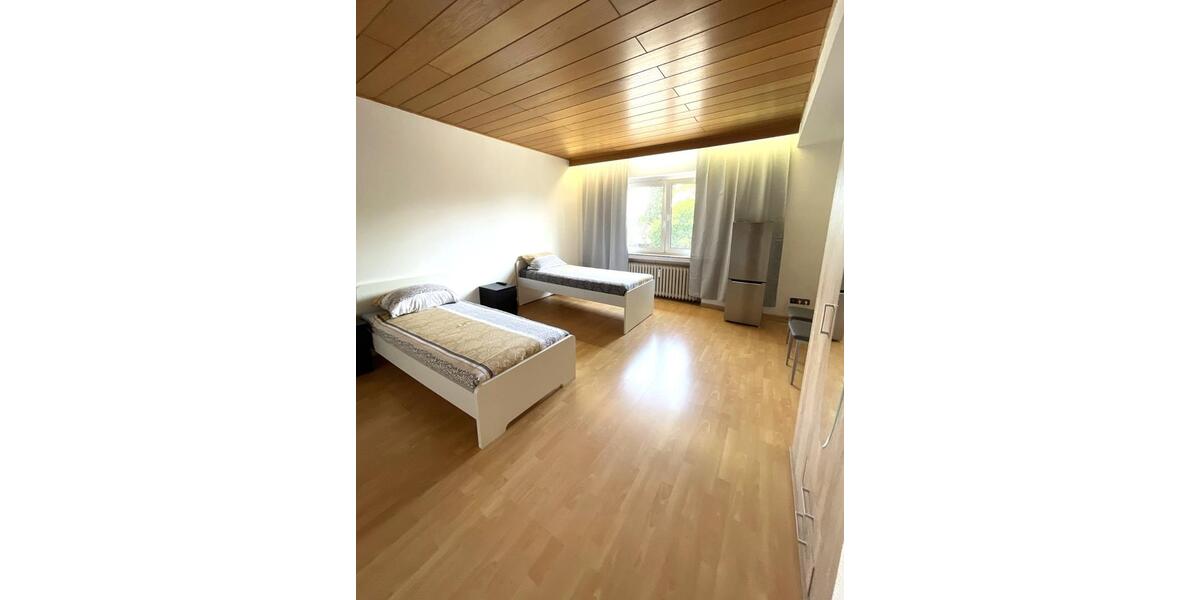 Wohnen auf Zeit Duisburg Hamborn - 4 Zimmer, 105 m&sup2;, 130&euro; | Angebot:22092764