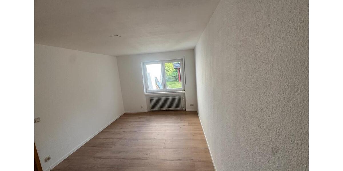 Erdgeschoßwohnung Olpe - 3 Zimmer, 82 m&sup2;, 700&euro; | Angebot:26701768