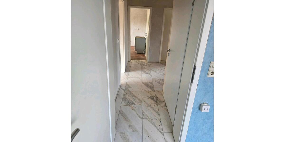 Etagenwohnung Anröchte - 2 Zimmer, 85 m&sup2;, 750&euro; | Angebot:26250324