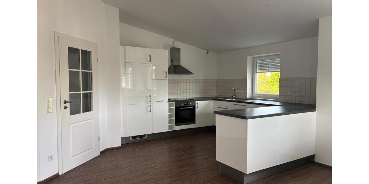 Dachgeschoßwohnung Gauting - 3 Zimmer, 129 m&sup2;, 1.800&euro; | Angebot:26645462