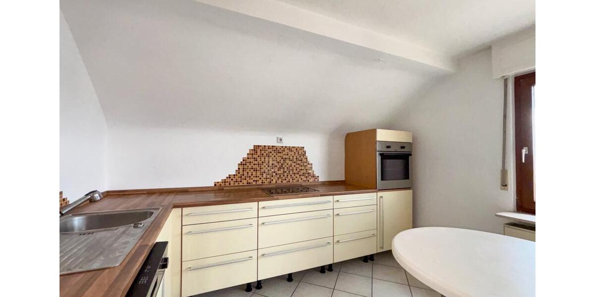 Dachgeschoßwohnung Limburg an der Lahn Linter - 3 Zimmer, 95 m&sup2;, 850&euro; | Angebot:26675526