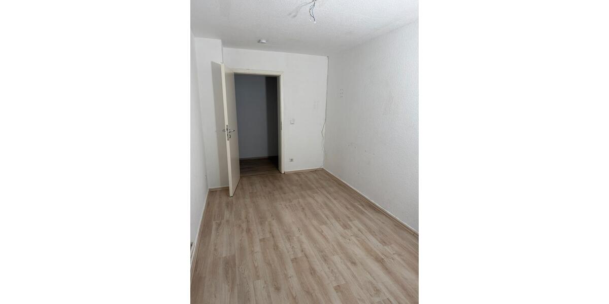 Dachgeschoßwohnung Salzgitter Ortschaft Nord - 3 Zimmer, 59 m&sup2;, 500&euro; | Angebot:25820577