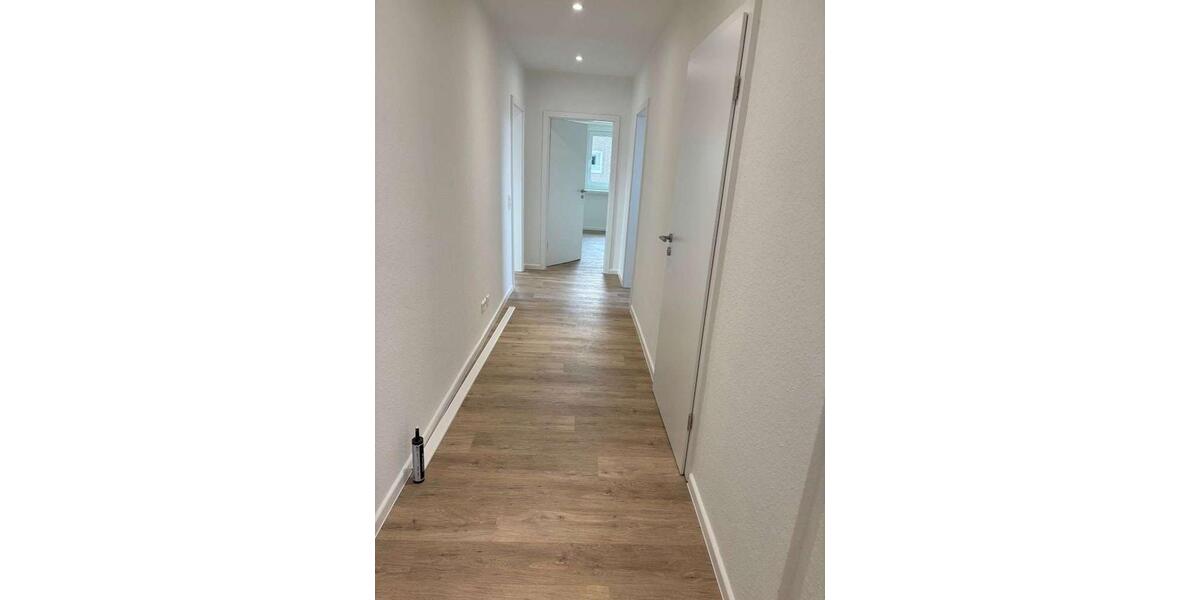 Dachgeschoßwohnung Neustadt am Rübenberge - 3 Zimmer, 90 m&sup2;, 895&euro; | Angebot:26632875