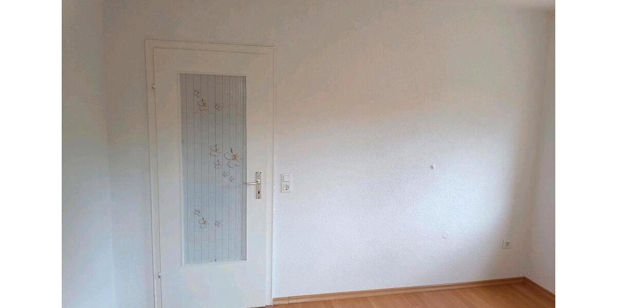 Erdgeschoßwohnung Marktoffingen - 4 Zimmer, 110 m&sup2;, 800&euro; | Angebot:26391745