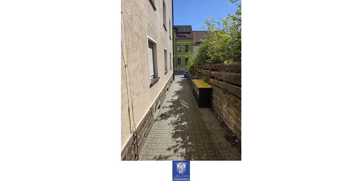 Erdgeschoßwohnung Großschirma - 4 Zimmer, 74 m&sup2;, 475&euro; | Angebot:26432015