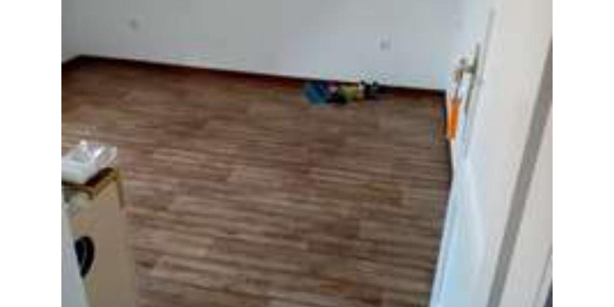 Dachgeschoßwohnung Pirmasens - 2 Zimmer, 48 m&sup2;, 261&euro; | Angebot:24574916