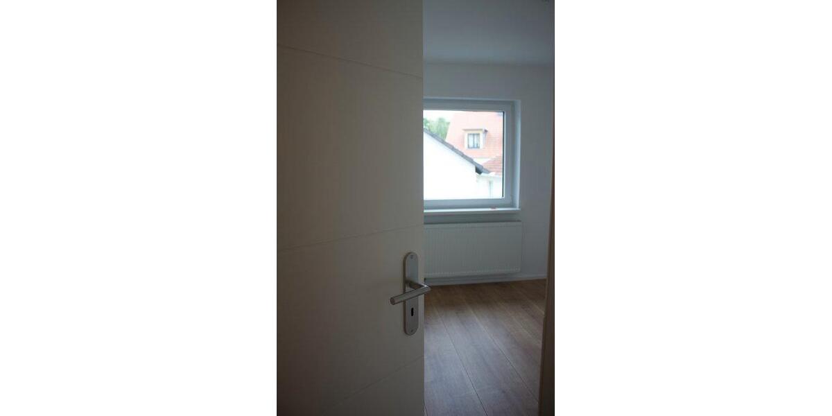 Etagenwohnung Mainz Lerchenberg - 3 Zimmer, 87 m&sup2;, 1.200&euro; | Angebot:26585996