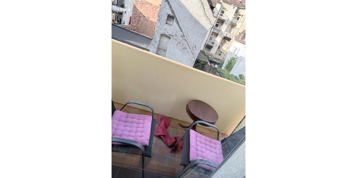 Wohnung-Untermieter- WG - 2 zimmer