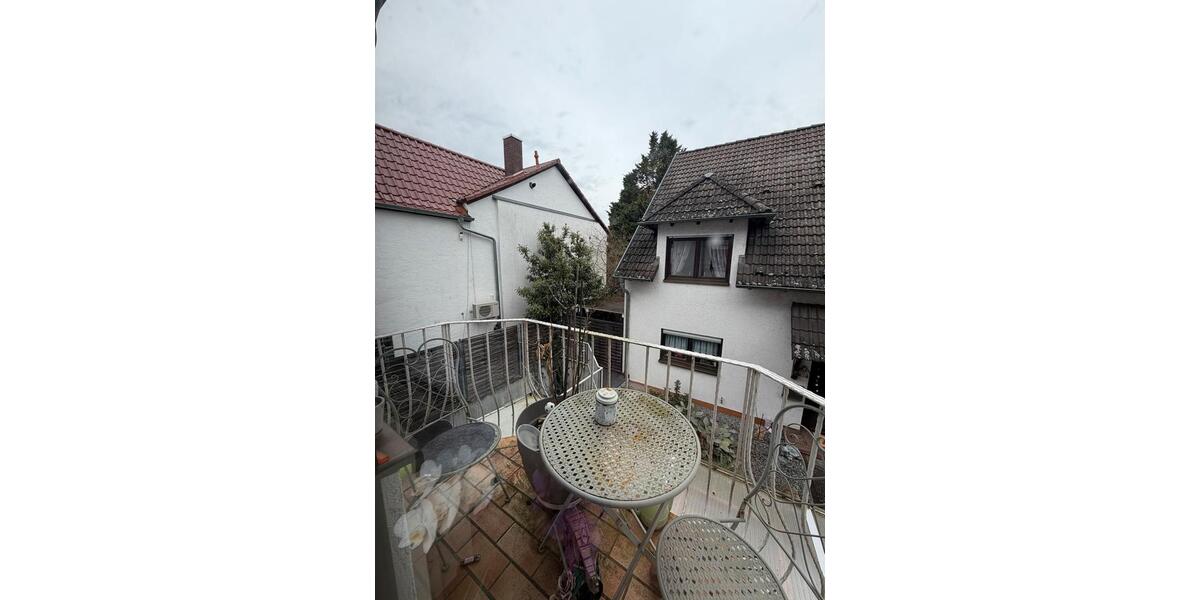 Etagenwohnung Weinheim - 4 Zimmer, 150 m&sup2;, 1.980&euro; | Angebot:26548955