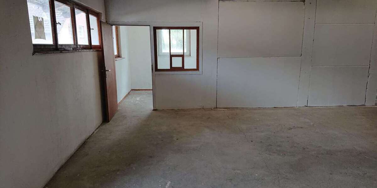 Halle in Neunkirchen 400 € 120 m² zimmer