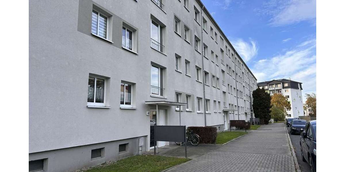 Etagenwohnung Heidenau - 3 Zimmer, 66 m&sup2;, 490&euro; | Angebot:26802799