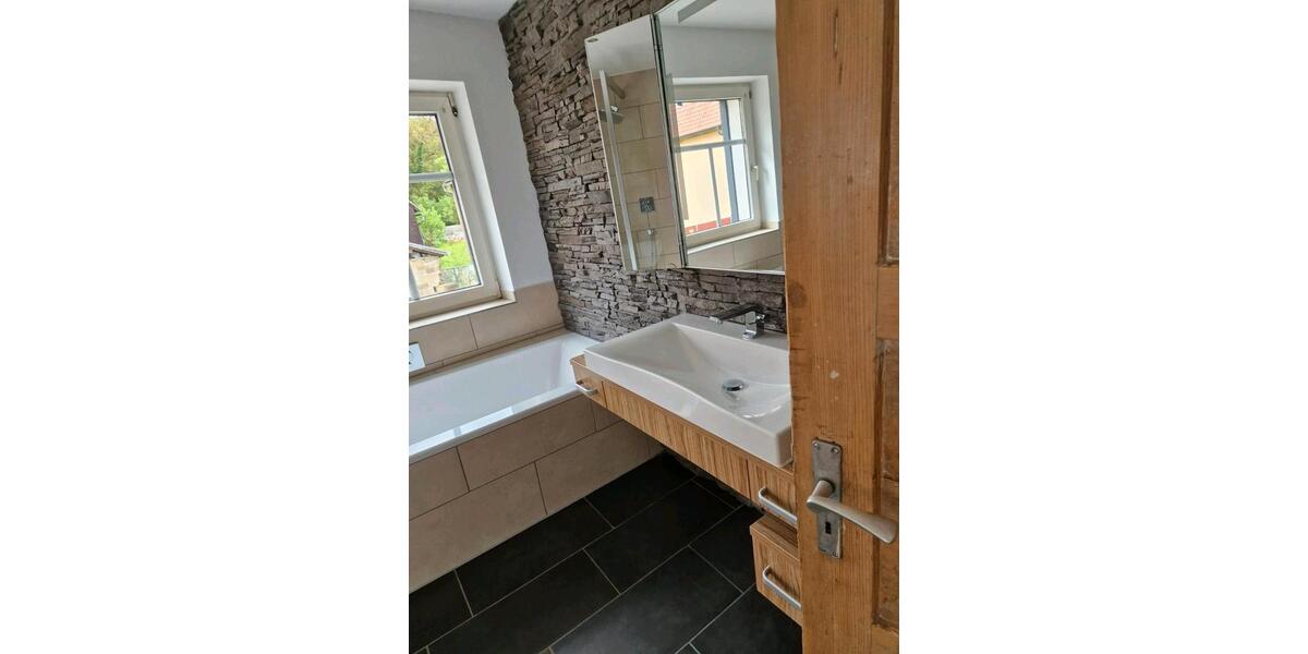 Etagenwohnung Maßbach - 3 Zimmer, 90 m&sup2;, 650&euro; | Angebot:26706067