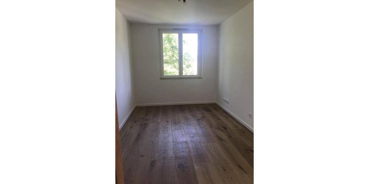Einfamilienhaus Dreieich - 3 Zimmer, 105 m&sup2;, 2.310&euro; | Angebot:22965283