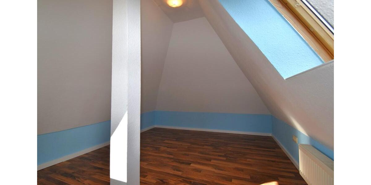 Etagenwohnung Frankenblick - 3 Zimmer, 78 m&sup2;, 510&euro; | Angebot:23116228