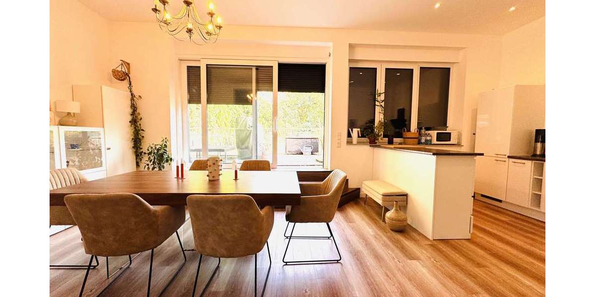 Etagenwohnung Solingen Mitte - 2 Zimmer, 87 m&sup2;, 1.150&euro; | Angebot:27255366