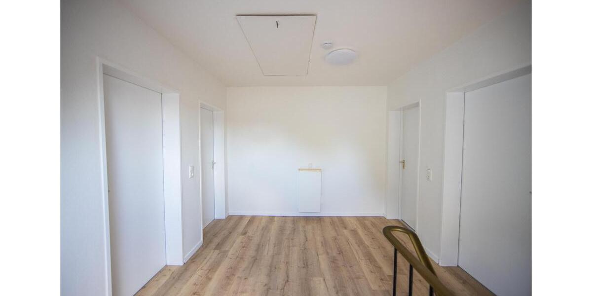 Wohnen auf Zeit Nienburg (Weser) - 9 Zimmer, 150 m&sup2;, 549&euro; | Angebot:20756048