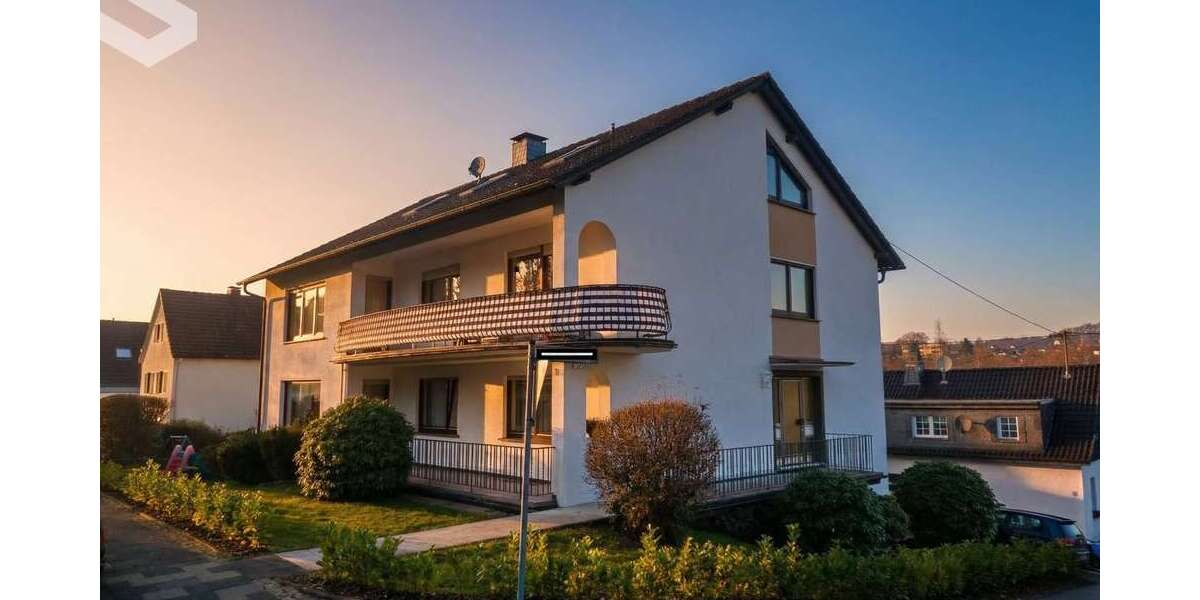 Etagenwohnung Wiehl - 4 Zimmer, 129 m&sup2;, 1.000&euro; | Angebot:25232179