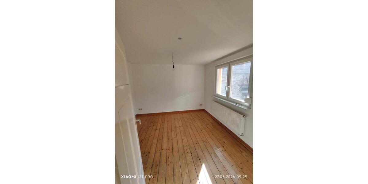 Einfamilienhaus Waibstadt - 4 Zimmer, 120 m&sup2;, 1.080&euro; | Angebot:26019661