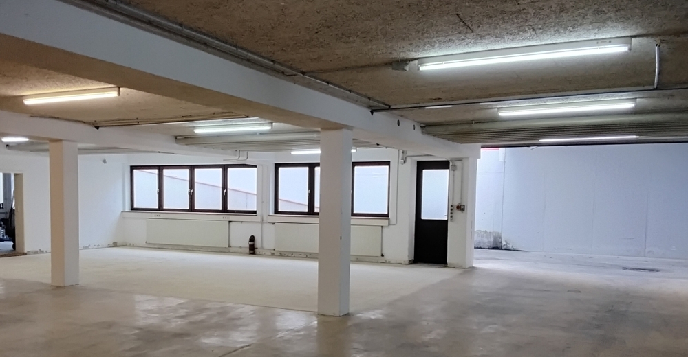 Ausstellung Verkaufsfläche in Sauerlach, optional mit Lager Produktionsfläche - Gewerbeobjekt Sauerlach | Angebot:26877232