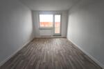 Wohnung mit Einbauküche + frisch renoviert!