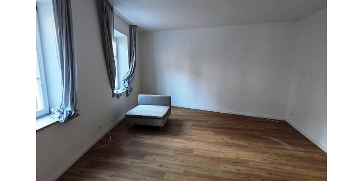 Etagenwohnung Landshut - 3 Zimmer, 78 m&sup2;, 1.210&euro; | Angebot:26014397