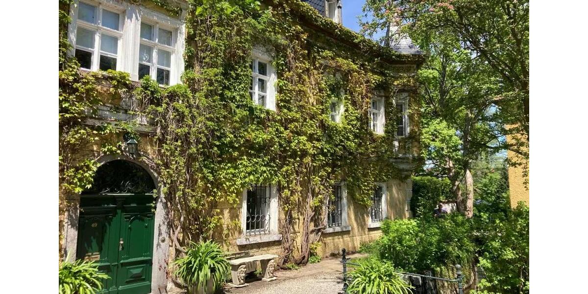Etagenwohnung Marktredwitz - 7 Zimmer, 230 m&sup2;, 1.200&euro; | Angebot:26469947