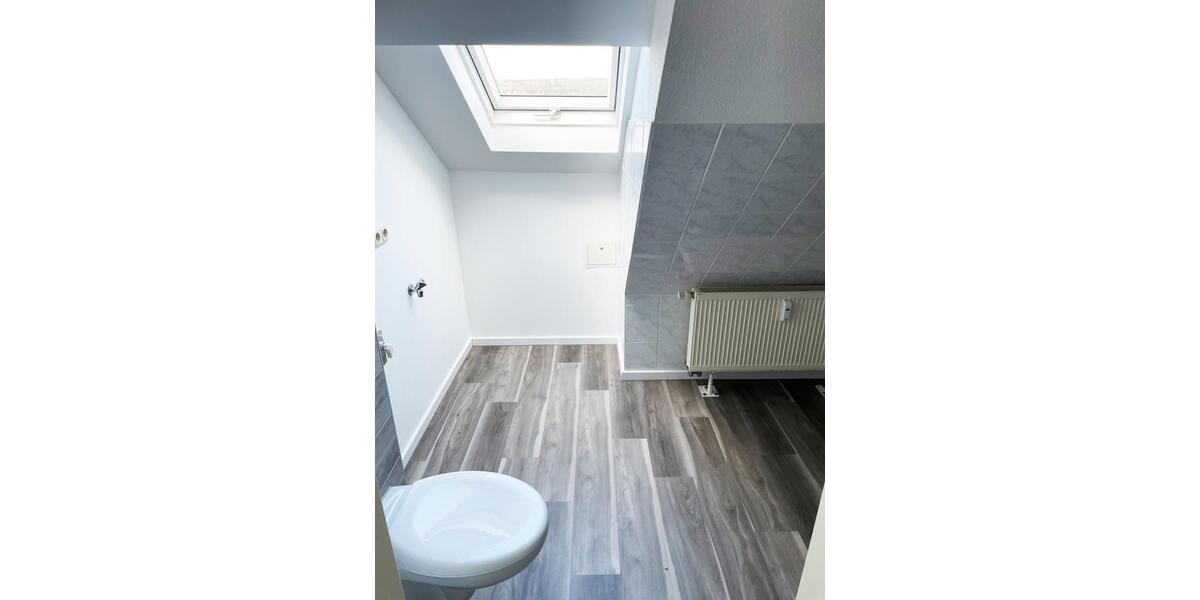 Dachgeschoßwohnung Jena Kernberge - 3 Zimmer, 63 m&sup2;, 790&euro; | Angebot:25805614