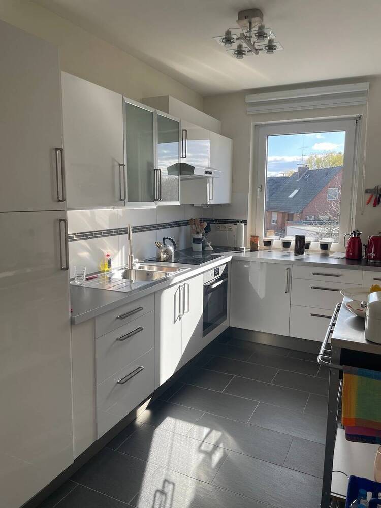 Devese: Licht, Raum, Aussicht - 4,5-Zimmer-Wohnung mit Blick ins Grüne