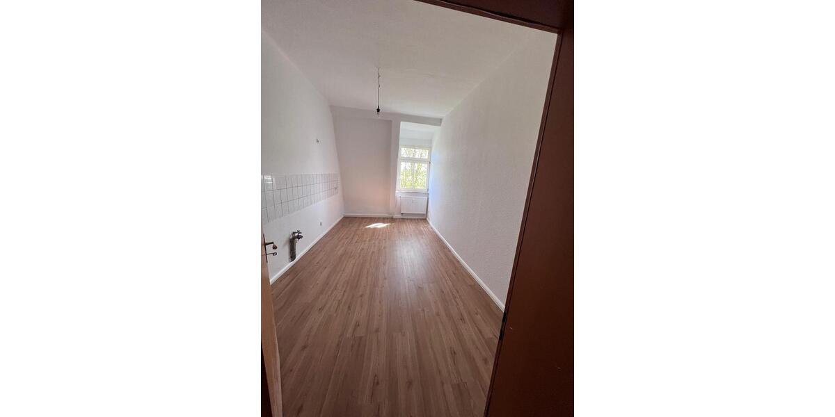 Etagenwohnung Querfurt - 2 Zimmer, 74 m&sup2;, 410&euro; | Angebot:26123967