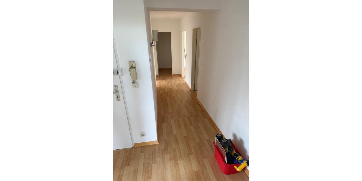Dachgeschoßwohnung Kronberg im Taunus - 3 Zimmer, 90 m&sup2;, 950&euro; | Angebot:26439305
