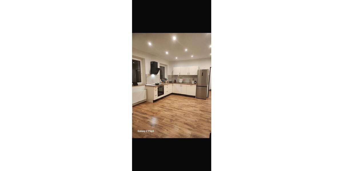 Etagenwohnung Duisburg Duisburg-Mitte - 3 Zimmer, 75 m&sup2;, 980&euro; | Angebot:26609168